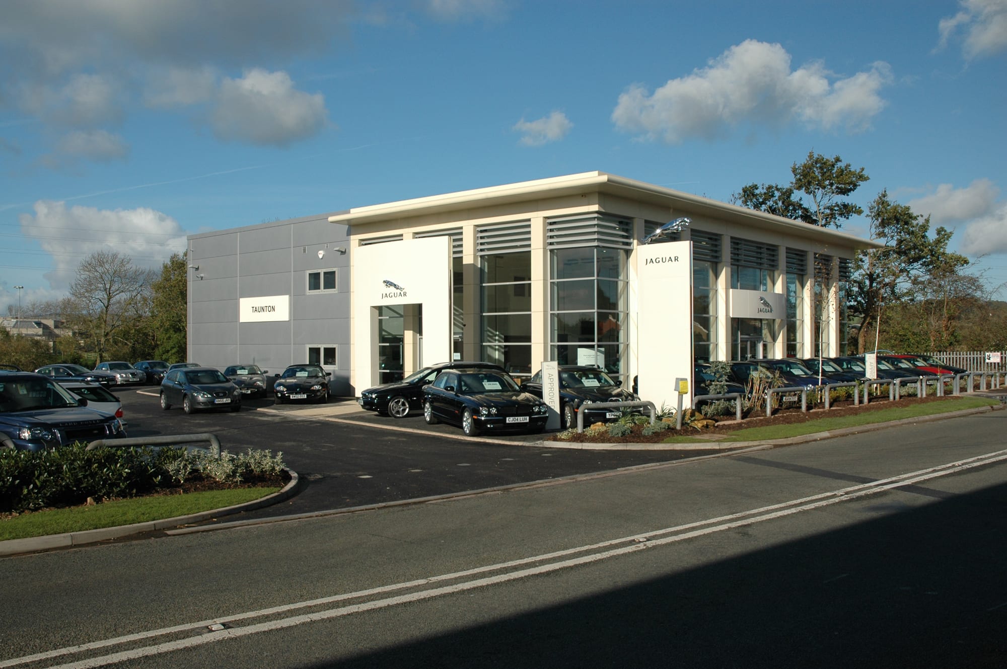 Jaguar Dealership Taunton Lilly Lewarne